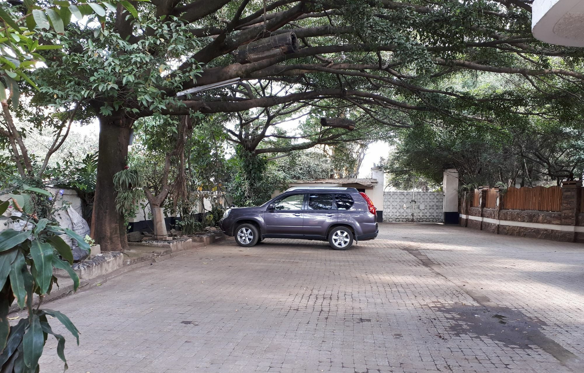 Bermuda Garden Hotel Nairobi Ngoại thất bức ảnh